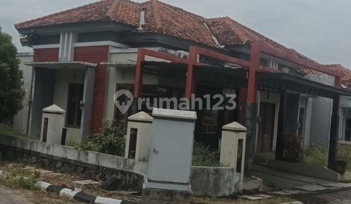 Grha Madu Lestari House Tanjung Senang Bandar Lampung