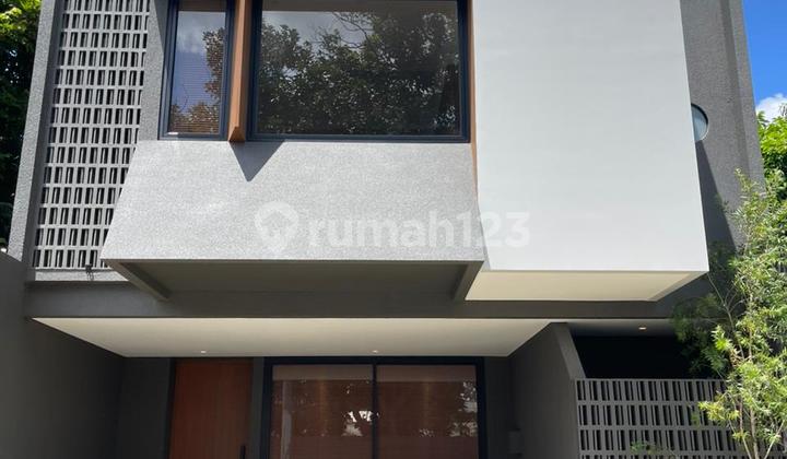 Rumah 2 Lantai Rempoa Strategis Dekat Jaksel Rumah 2 Lantai Rempoa Strategis Dekat Jaksel