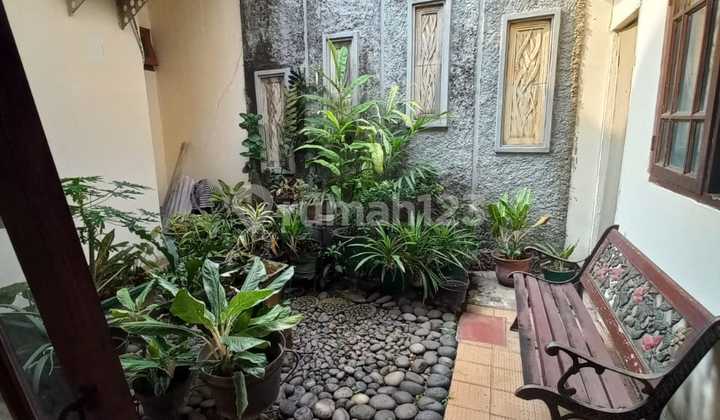 2-Story House in Strategic Senopati, City Center 2