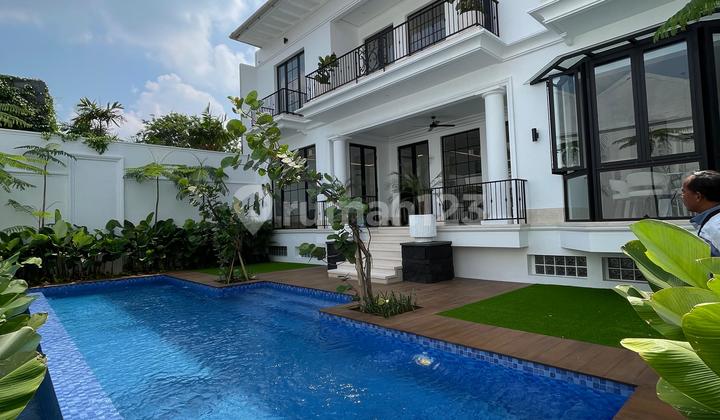 Rumah Istimewa Semi Furnished Kemang, Jakarta Selatan