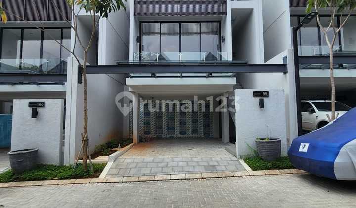 Rumah Modern Serenia Hills Lebak Bulus 