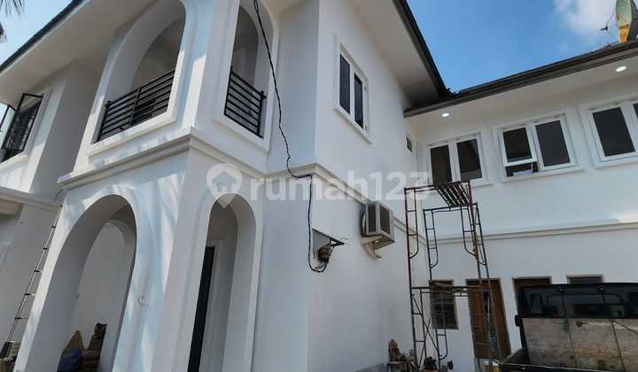 Rumah Mewah Baru Renovasi Total Daerah Kemang 