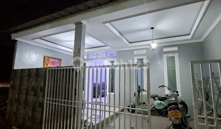 Rumah Dalam Komplek Akses 2 Mobil Daerah Ciputat 
