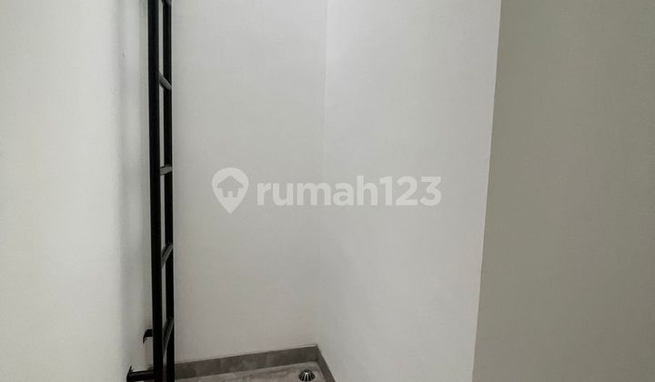 Rumah Mewah Baru Dalam Cluster Siap Huni Daerah Cirendeu 2
