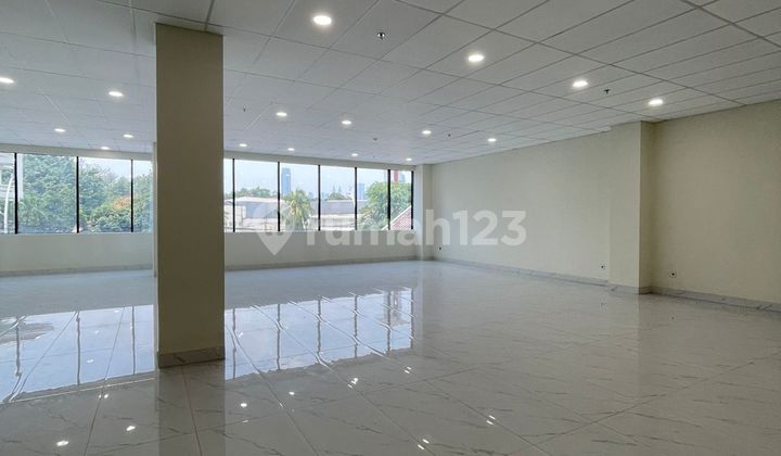 Gedung Cocok Kantor. Bank. Apotek Dst