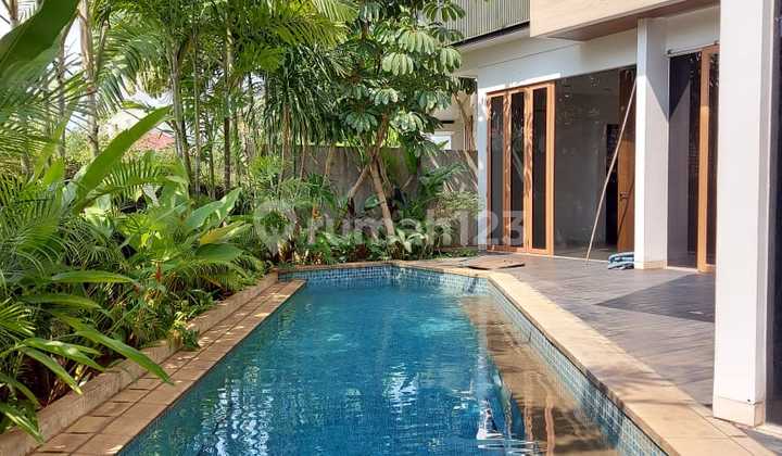 Rumah Mewah Kuningan - Sentral Jakarta Rumah Mewah Kuningan - Sentral Jakarta