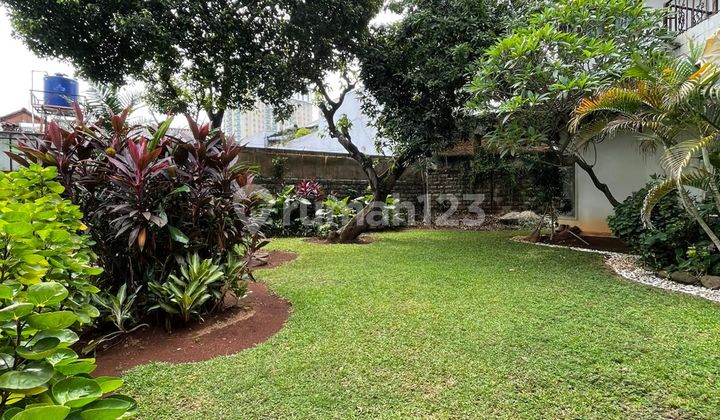 Rumah Klasik Pondok Indah - 1 Menit Ke Pim