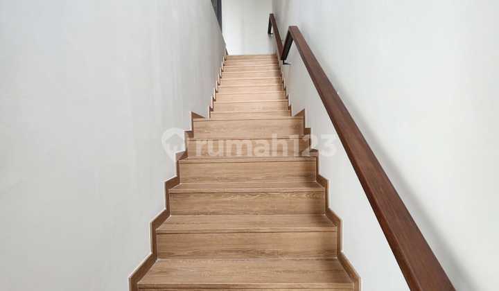 Murah Di Lebak Bulus Lengkap Swimming Pool (24 Jam Security) Murah Di Lebak Bulus Lengkap Swimming Pool (24 Jam Security)