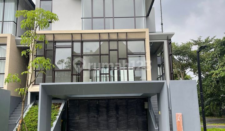 Hunian Jakarta Selatan ******** 1
