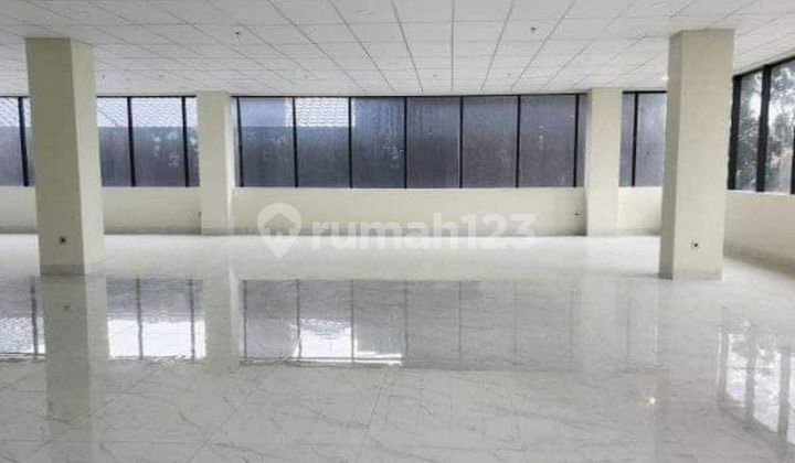 Affordable Building Owns High-Value Assets: Ready-to-Use Building on Tb Simatupang Main Road