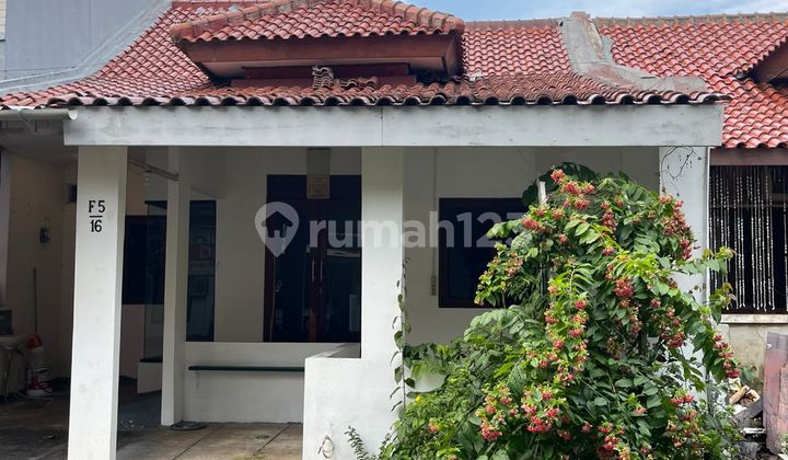 Suasana Bali Cirendeu Dekat Kampus