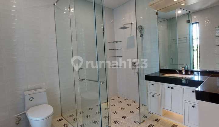 Kemewahan Dan Kenyamanan Dalam Satu Hunian: Dijual Rumah Modern Pejaten Barat