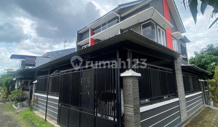 Rumah Cantik Tanahnya Luas Lokasi Dekat Kampus Umm3 Malang