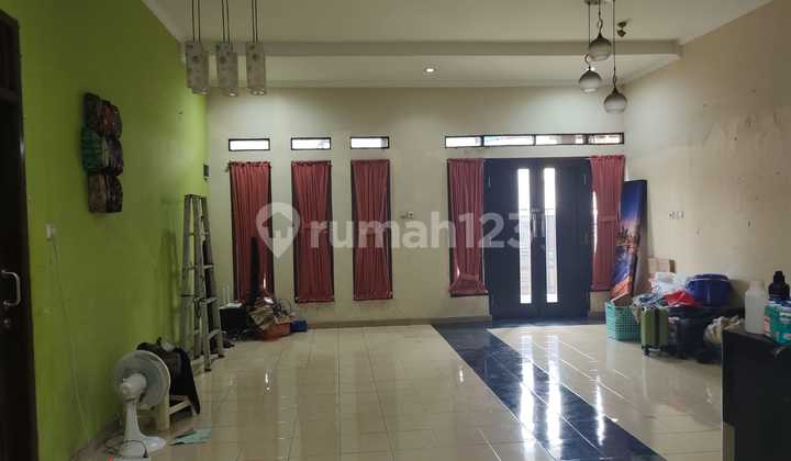 Nice and ready-to-live house on hook at the best price. 2