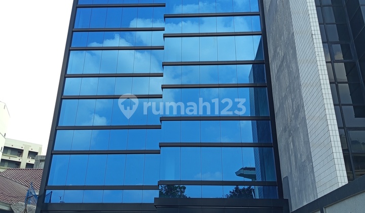 Gedung Brand New 6 Lantai di Menteng, Jakarta Pusat Gedung Brand New 6 Lantai di Menteng, Jakarta Pusat