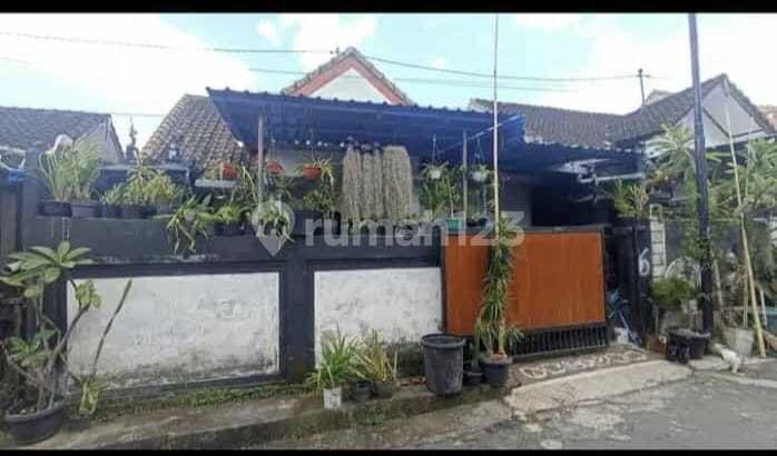 Rumah Untuk Hunian Keluarga Di Daerah Munggu