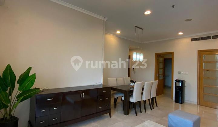 For Rent Senayan Residence Apartment 3 BR - Jakarta Selatan