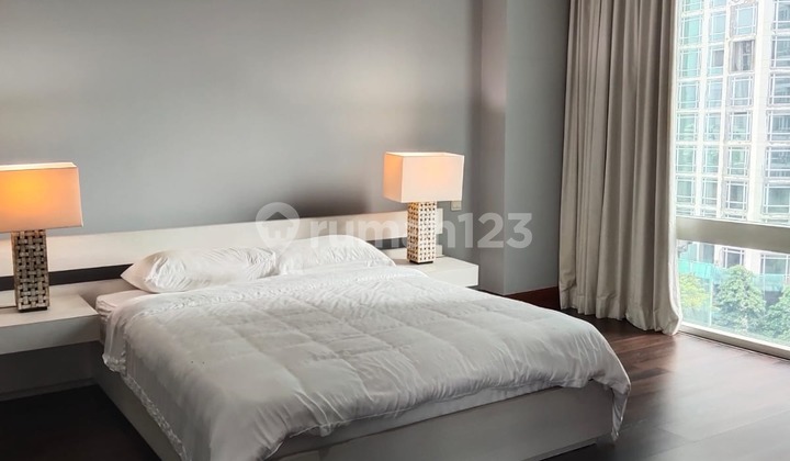 Disewakan Luxury Apartment Four Seasons Residence Strategic Location - 3BR Fully Furnished Good Unit