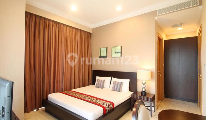 For Rent Good Unit Senayan Residence Apartment - 3 BR Fully Furnished Ready To Move In 2