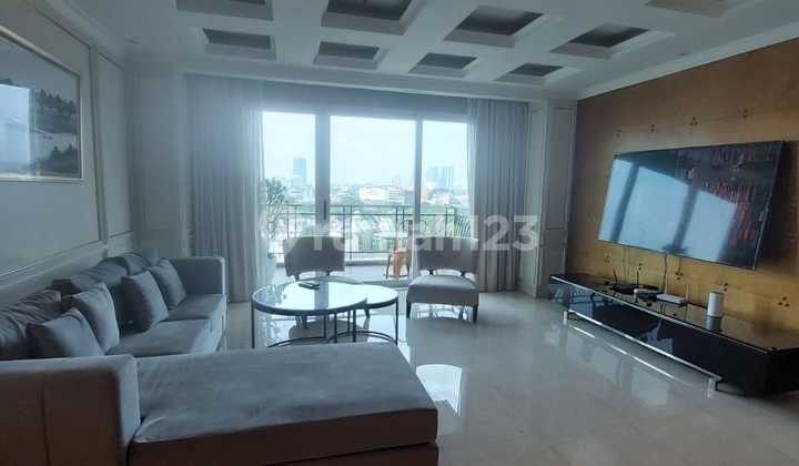 Disewakan Apartemen Pakubuwono Residence Jakarta Selatan - 3+1BR Fully Furnished Good Unit Disewakan Apartemen Pakubuwono Residence Jakarta Selatan - 3+1BR Fully Furnished Good Unit