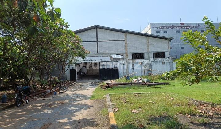 Ready-to-Use Industrial Warehouse Area in Cakung, East Jakarta Ready-to-Use Industrial Warehouse Area in Cakung, East Jakarta