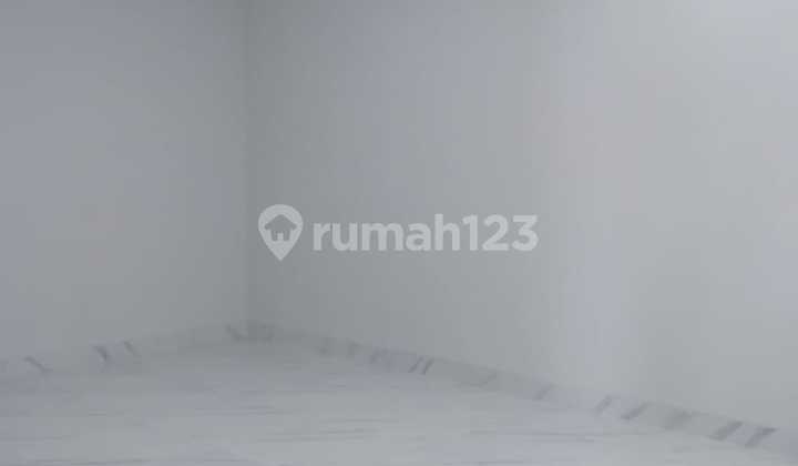 Rumah Bagus Baru Direnovasi di Taman Modern Cakung Jakarta Timur 2