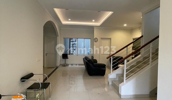 For Rent: Chalcedony Cluster, Gading Serpong 2