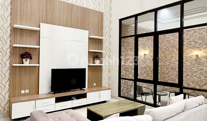 House for Rent 4+1 BR Fully Furnished Ready to Occupancy Simpruk Lippo Cikarang 2