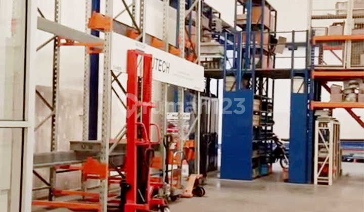 Sewa Gudang 1810 m2 di Kawasan industri Delta Silicon 3 Lippo