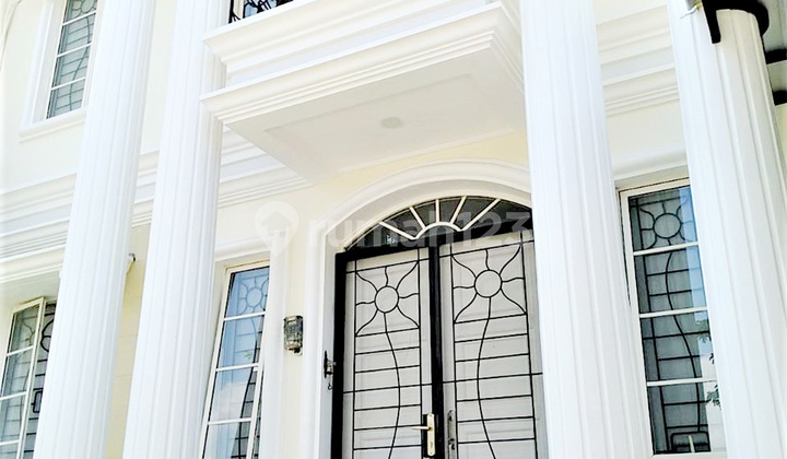 House for Rent Fully Furnished Ready to Occupy at Oakwood Lippo Cikarang