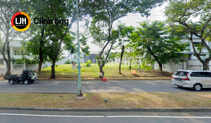 Strategic Commercial Plot for Rent on Sriwijaya Street, Lippo Cikarang Strategic Commercial Plot for Rent on Sriwijaya Street, Lippo Cikarang