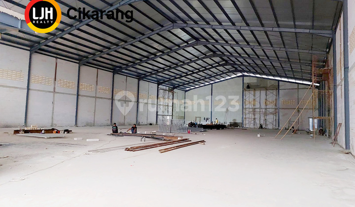 Rent a New 1,597 m2 Warehouse in the Delta Silicon 3 Area, Cikarang Rent a New 1,597 m2 Warehouse in the Delta Silicon 3 Area, Cikarang