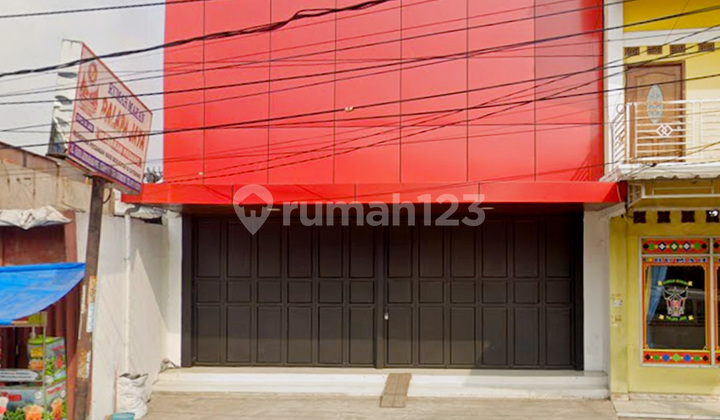 Strategic 3-Story Shop House for Rent Across Pratama Building