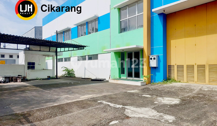 For Sale Warehouse LB ±1,600M2 in Delta Silicon 5 Industrial Area, Cikarang.