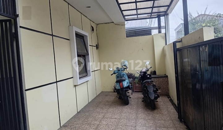 Rumah Kost2san Rapih, cocok untuk investasi Akses mudah di Cireunde- Ciputat. 2