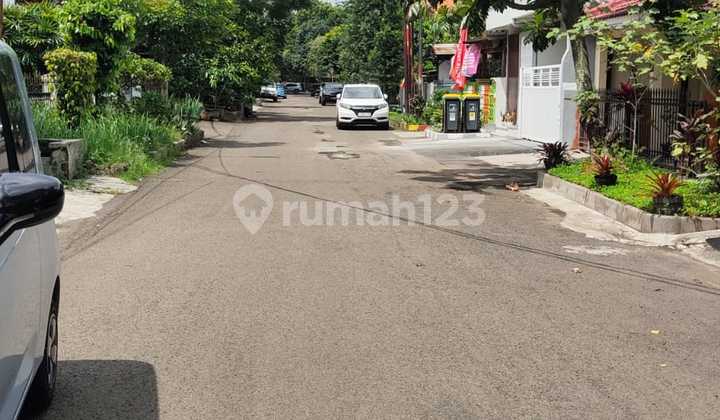 Dijual Rumah di Sayap Buah Batu 2