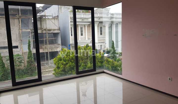 DIJUAL RUMAH BARU DI SINGGASANA PRADANA 2