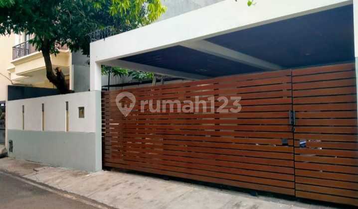 Rumah Bagus Siap Huni di Ciomas Kebayoran Baru, Jakarta Selatan