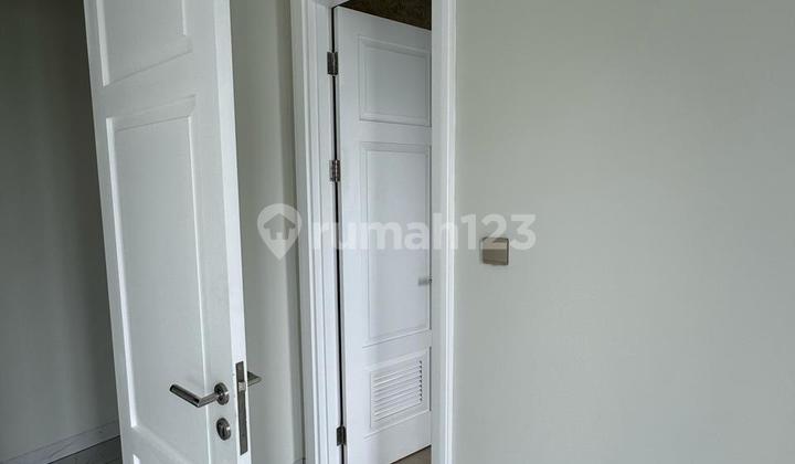 Rumah 2 Lantai Akses Mudah Siap Huni di Cluster Jasmia Summarecon Crown Gading Bekasi 2