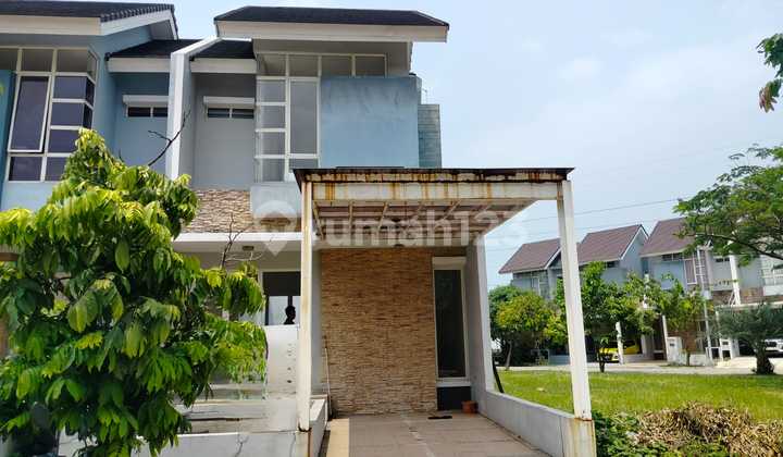For rent: 2-story house in Vasana Harapan Indah Cluster, Bekasi