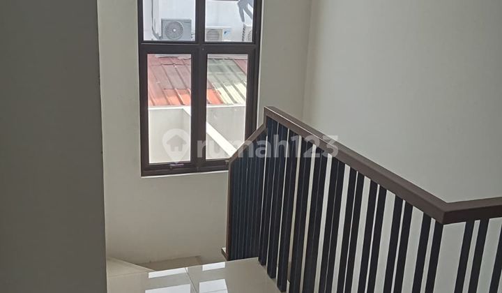 Rumah Unfurnish 2 Lantai, Bagus, siap huni di Jakarta Garden City 2