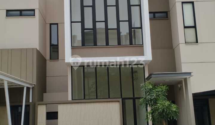 For Rent Beautiful House in Santarum, Cakung, East Jakarta