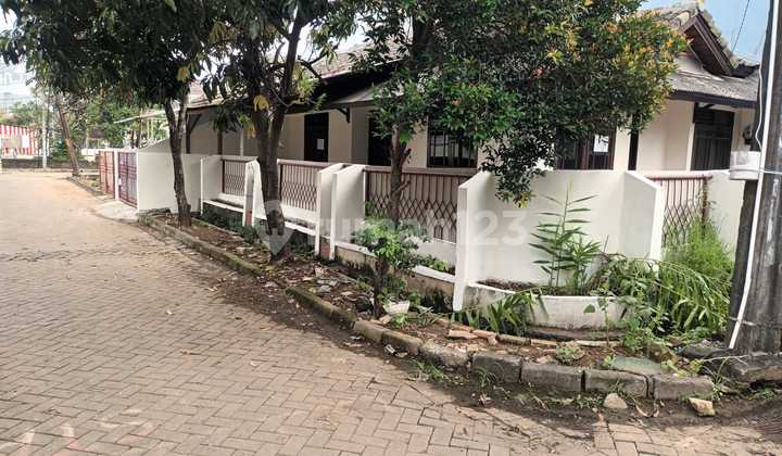 Disewakan Rumah di harapan indah 1 Bekasi 2