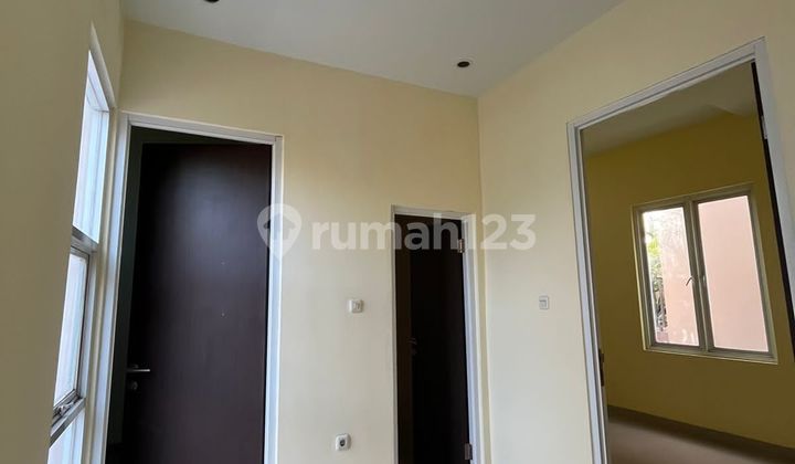 2-Story Ready-to-Occupy House in Duta Bumi Harapan Indah, Bekasi 2
