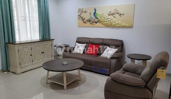 Rumah Mewah Cluster Eksklusif Victoria Garden, Galaxy - Bekasi 2