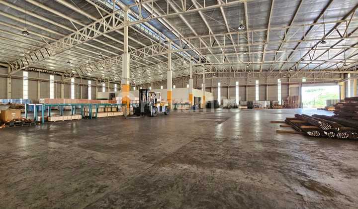 Warehouse for rent in Deltamas, Cikarang, Bekasi Warehouse for rent in Deltamas, Cikarang, Bekasi