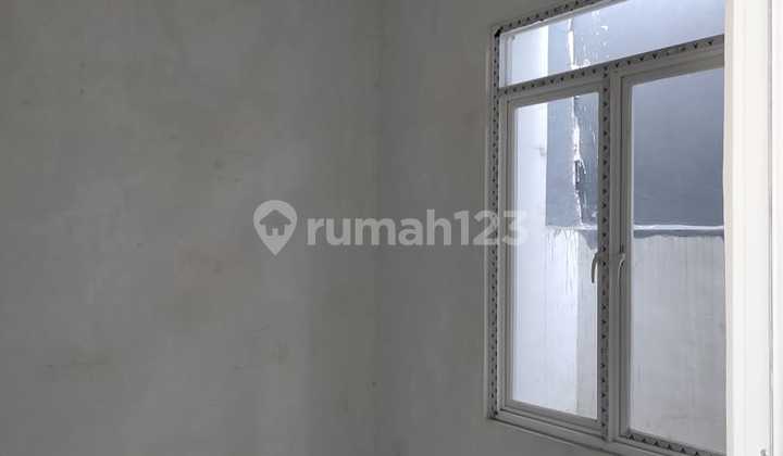 Rumah Dijual Dan Disewakan Mutiara Gading City , Cluster Royal London, Bekasi 2