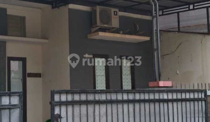 Ready-to-Occupy &amp; Comfortable House in Harapan Indah 1, Bekasi
