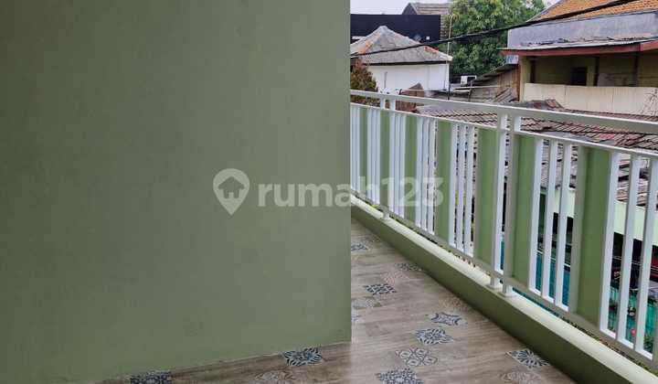 Rumah Bagus Dan Rapi Di Harapan Indah, Bekasi 2