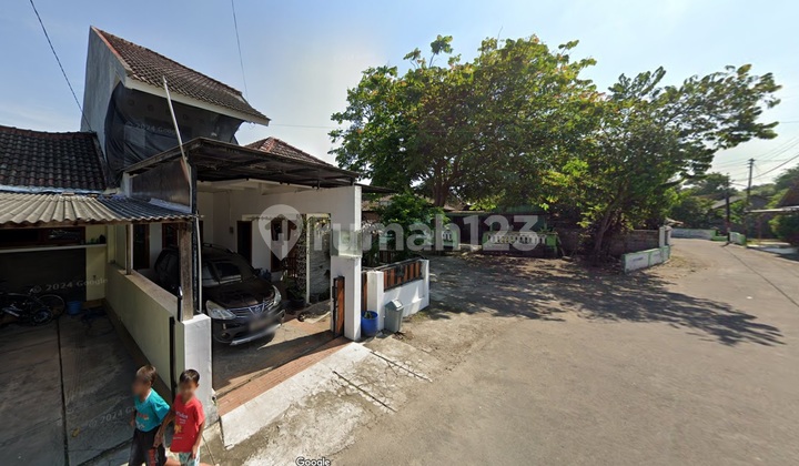 Dijual Rumah Dua Lantai Siap Huni di Sidomoyo, Godean, Sleman, Yogyakarta, Dekat UGM 2